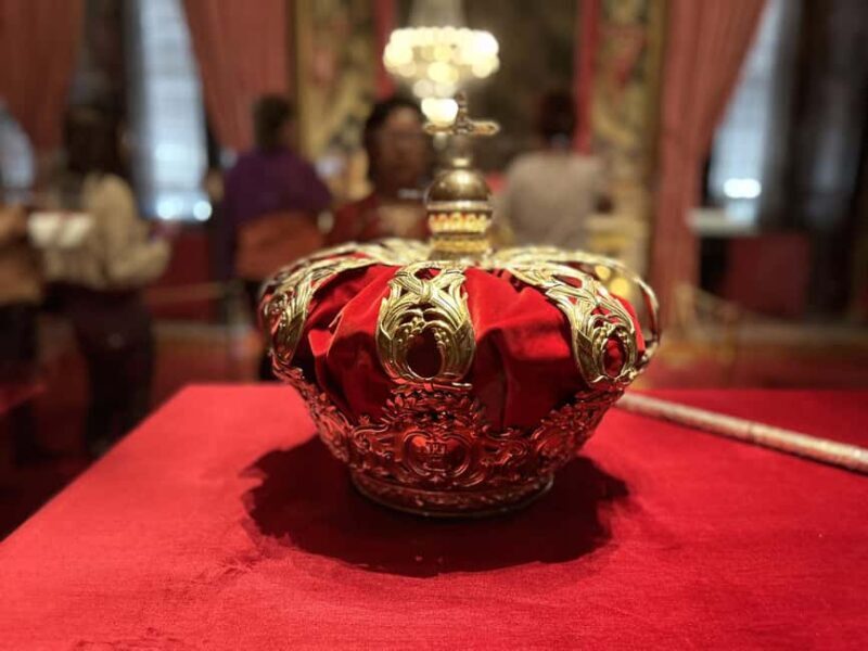 Madrid: Royal Palace Guided Shared Group Tour - Practical Details and Tips