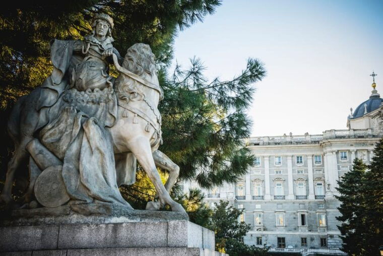madrid-royal-palace-guided-tour-with-skip-the-line-entry