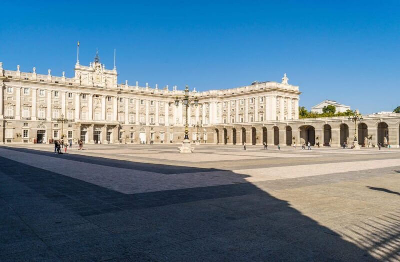madrid-royal-palace-guided-walking-tour-with-access