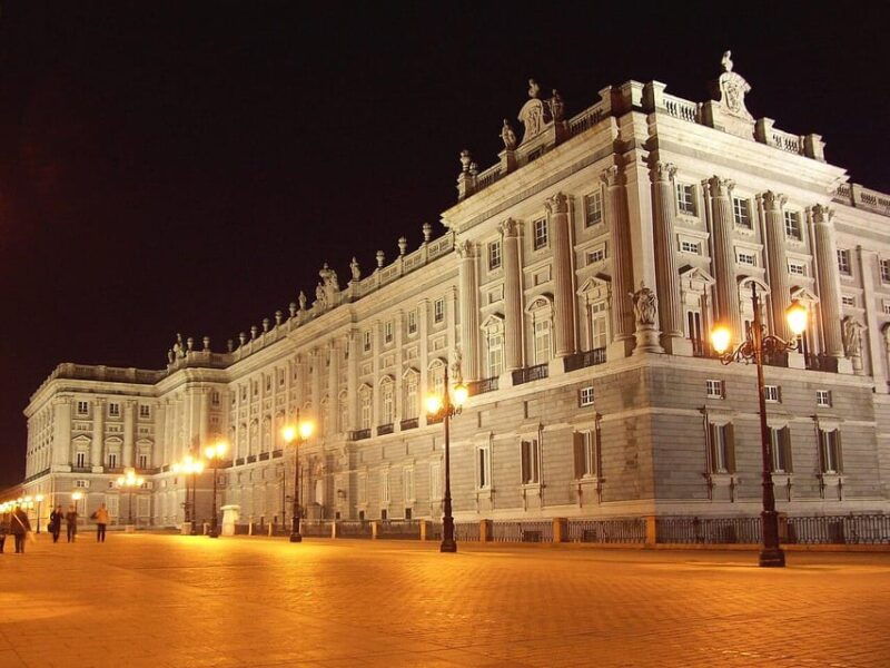 madrid-royal-palace-guided-walking-tour-with-access