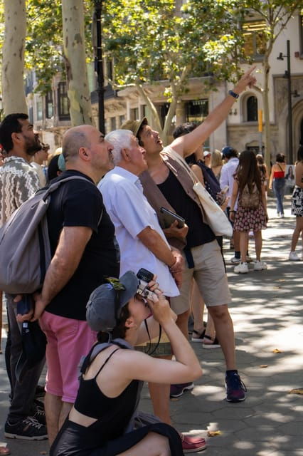 madrid-royal-palace-old-town-and-poets-district-tour