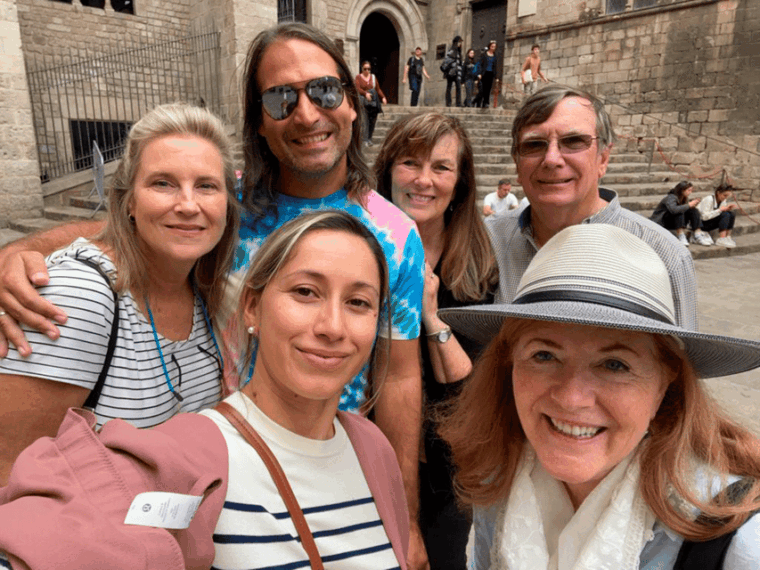 madrid-royal-palace-old-town-and-poets-district-tour