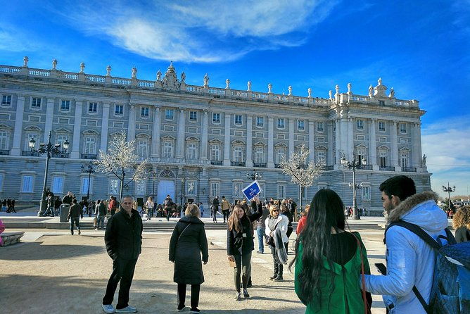 madrid-royal-palace-private-tour-with-skip-the-line-ticket
