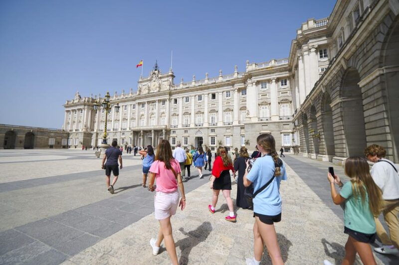 madrid-royal-palace-tour-with-optional-royal-collections