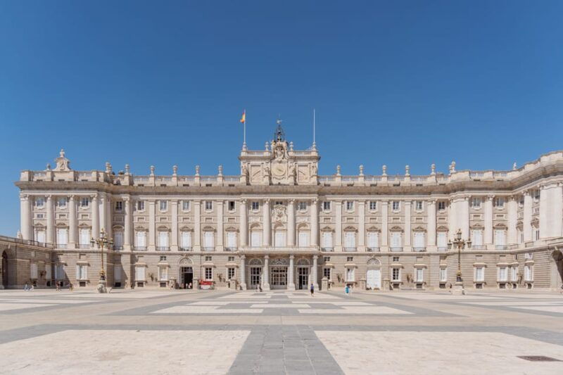 madrid-royal-palace-vip-tour-with-skip-the-line-ticket