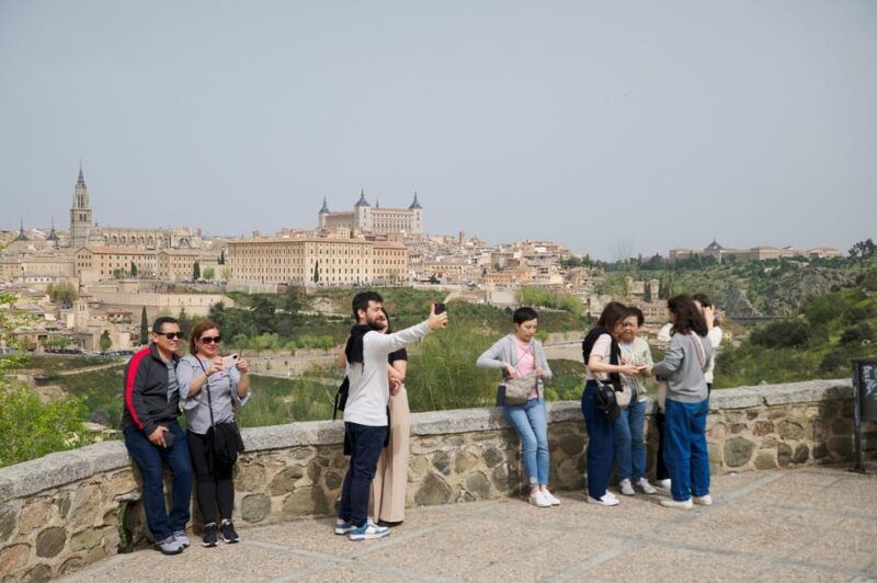 madrid-segovia-and-toledo-tour-alcazar-and-cathedral