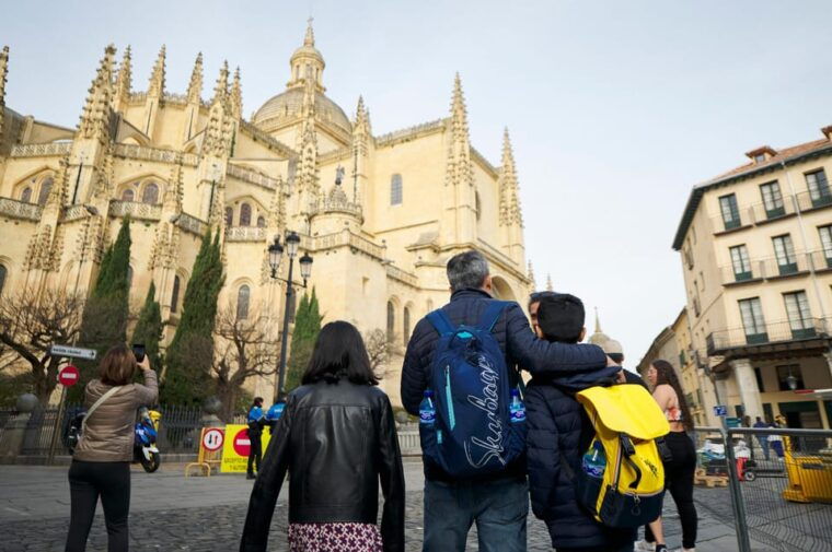 madrid-segovia-and-toledo-tour-alcazar-and-cathedral