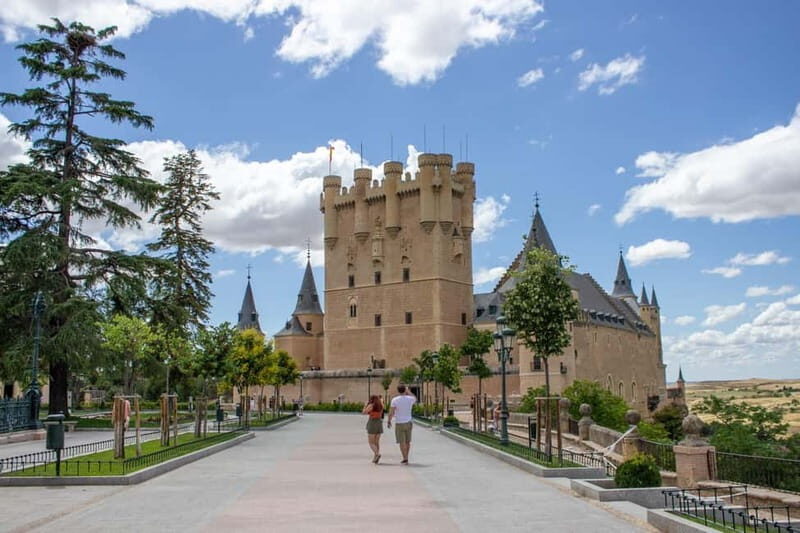 Madrid: Segovia & Ávila Full Day with Alcázar & Wall Tickets - Final Thoughts
