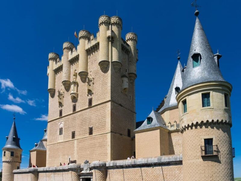 madrid-segovia-castle-with-high-speed-train-tickets