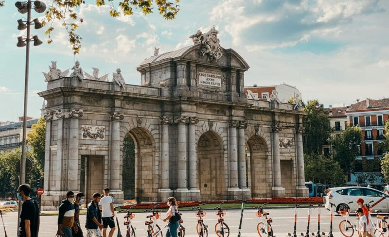 madrid-self-guided-tour-in-5-languages