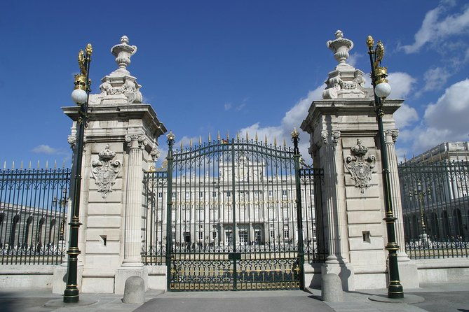 madrid-sightseeing-tour-with-royal-palace-skip-the-line