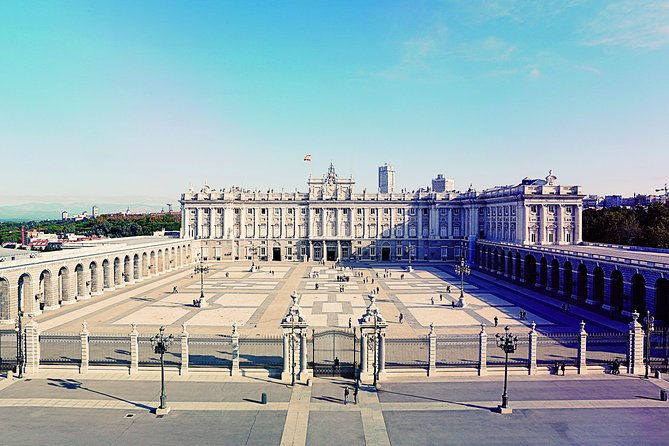 madrid-sightseeing-tour-with-royal-palace-skip-the-line