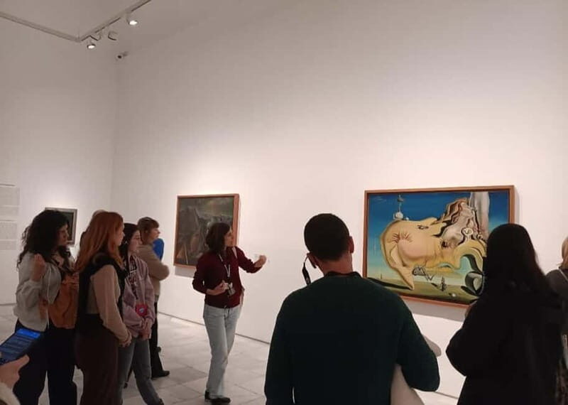 Madrid: Small Group Guided Tour of the Reina Sofía Museum - Exploring the Reina Sofía Museum with a Guide