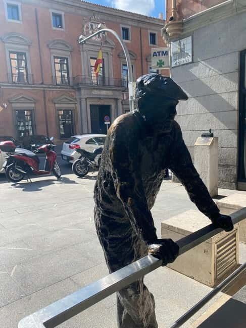 Madrid: stroll through the Austrias neighborhood option visit Prado Museum - Walking Through the Heart of Madrid