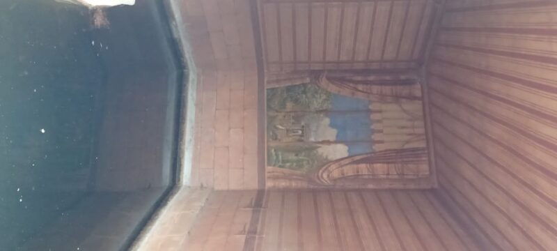 madrid-the-capricho-park-tour