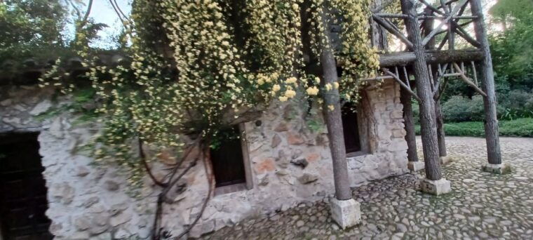 madrid-the-capricho-park-tour