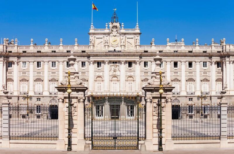 madrid-the-royal-palace-skip-the-line-guided-tour