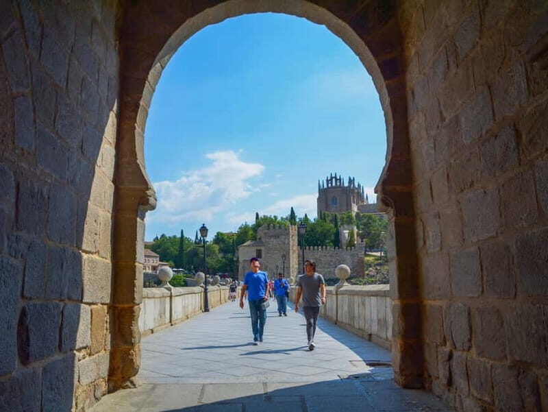 Madrid: Toledo & Segovia Guided Tour with Tickets and Lunch - Final Thoughts