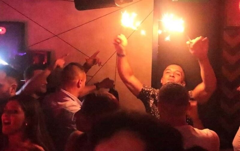 Madrid: Top Pub Crawl with Drinks and Free Nightclub Entry - The Itinerary: What to Expect from Start to Finish