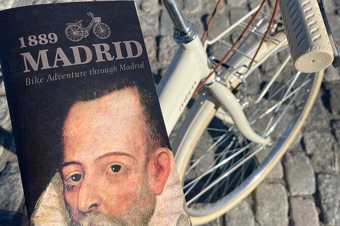 Madrid : Vintage Bikes Rentals with Old Map - An In-Depth Look at the Madrid Vintage Bike Tour