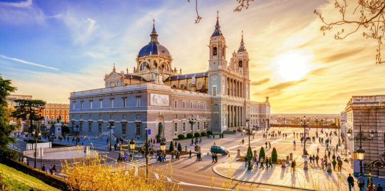 madrid-walking-tour-of-the-barrio-de-las-letras-and-madrid-de-los-austrias