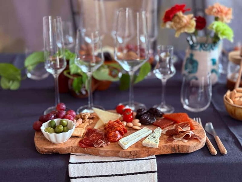 Madrid: Wines & Wonders - A Tasting in a Private Gallery - Flexibility and Private Options