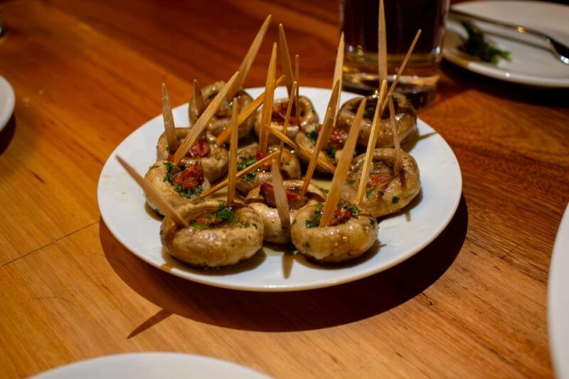 madrids-iconic-tapas-taverns-history-experience