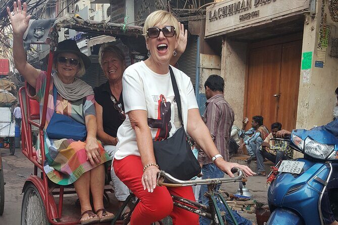 Madurai Rickshaw Ride Tour Unveil the Hidden Gems - Starting Point: Personalized Pickup and First Impressions