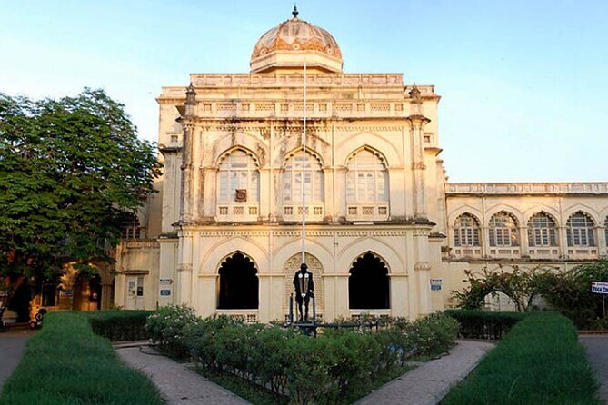 Madurai Rickshaw Ride Tour Unveil the Hidden Gems - Tour Logistics: Transport, Duration, and Value