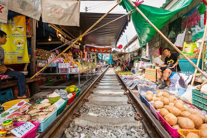 Maeklong Railway & Damnoen Saduak Floating Market Tour Full Day - Who Will Enjoy This Tour?