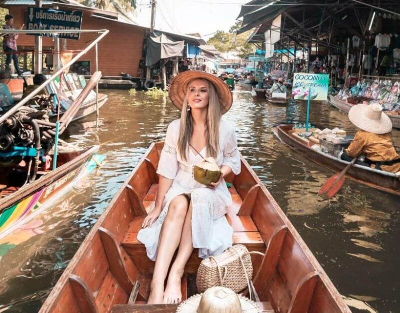 maeklong-railway-floating-market-tour