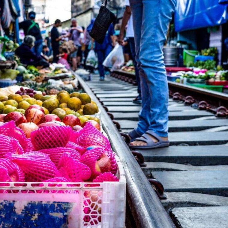 maeklong-railway-market-floating-market-and-salt-lake-tour