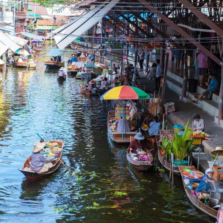 maeklong-railway-market-floating-market-and-salt-lake-tour
