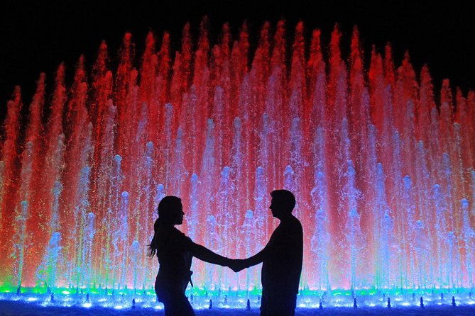magic-fountains-park-bohemian-barranco-evening-tour