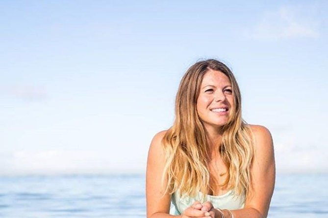 magic-island-honolulu-stand-up-paddling-2