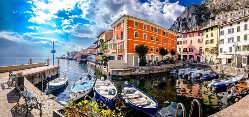 Magic Lake Garda Private Tour: Sirmione and Verona - Magic Lake Garda Private Tour: Sirmione and Verona