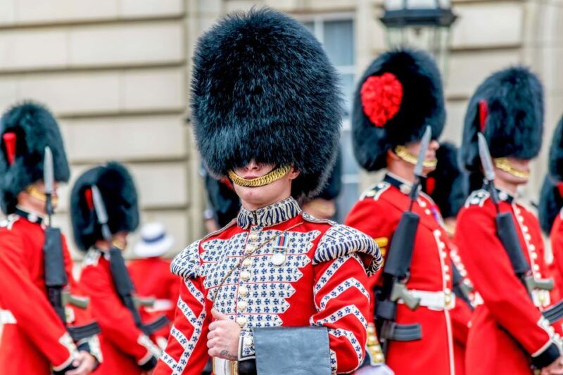 magic-of-london-tour-with-afternoon-tea-at-harrods
