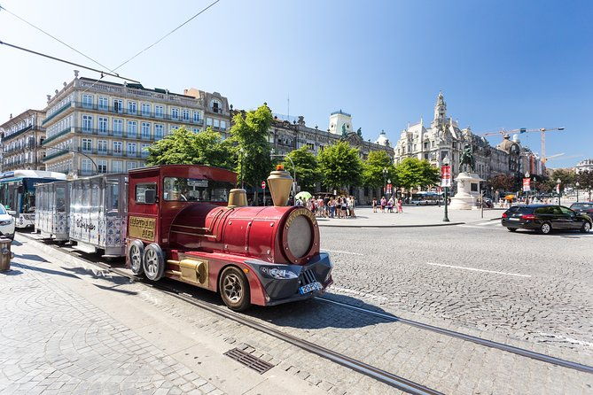 magic-train-and-six-bridges-cruise