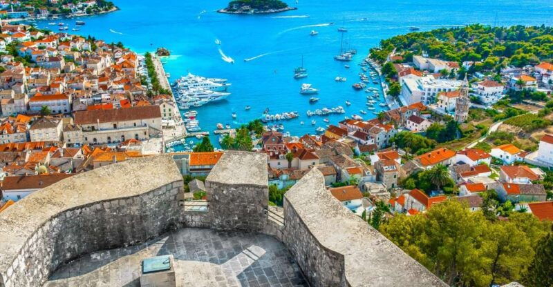 magical-hvar-romantic-walking-tour