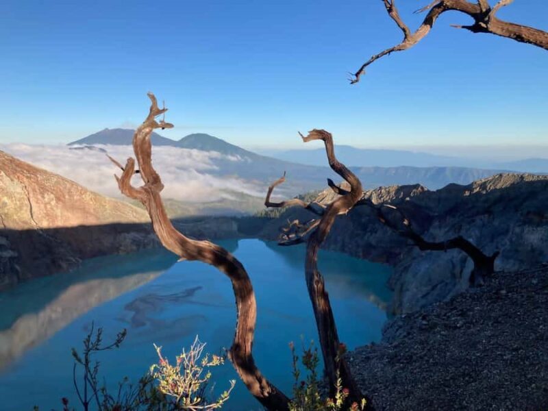 Magical Ijen: Easy, Rare & Unforgettable | All Inclusive - The Night Hike: Under a Starry Sky