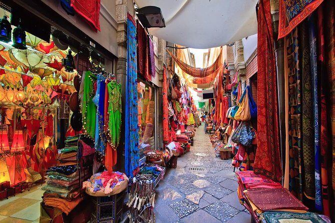 Magical Markets Tour in Mumbai with a local - Key Points  