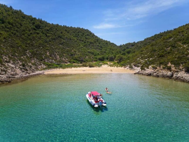 Magnific blue lagoon,speed boat towels included - Exploring the Magnific Blue Lagoon: A Speedboat Adventure in Croatia