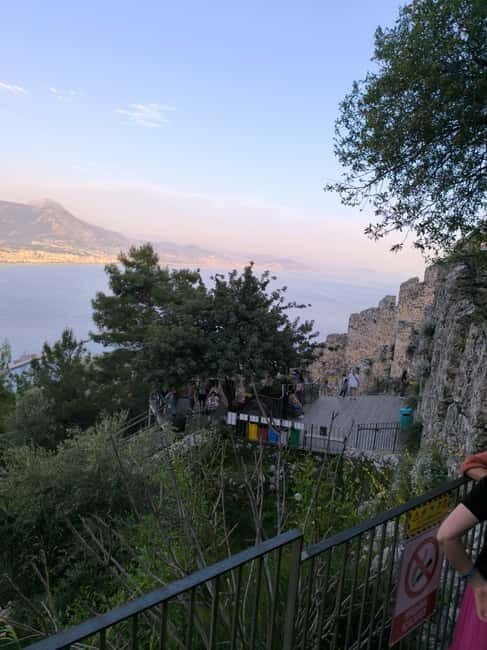 Magnificent Combo: Cabrio Safari and Green Canyon Boat Tour - Lunch and Additional Local Attractions