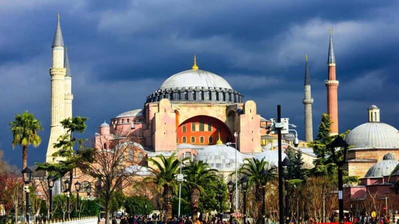 Magnificient Mosques of Istanbul - Exploring the Itinerary in Detail