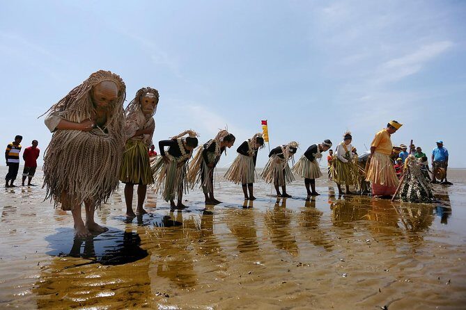 Mah Meri Cultural Village Experience from Kuala Lumpur - Exploring the Mah Meri Cultural Village from Kuala Lumpur: A Balanced Look