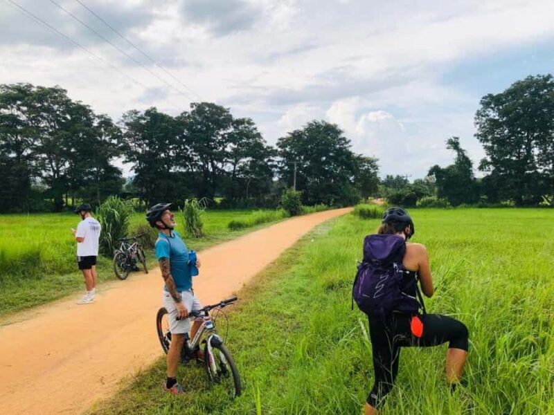 Mahiyanganaya: Guided Cycling Tour with Hotel Pickup - Key Points