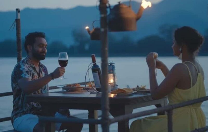 Mahiyanganaya: Sorabora Lake Floating Dinner & Cocktail - What makes this experience stand out?