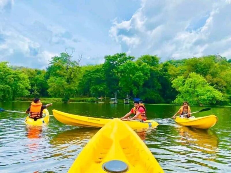 Mahiyanganaya: Sorabora Lake Kayaking Tour with Pickup - Key Points