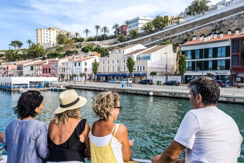 mahon-harbor-boat-tour-with-underwater-viewing-commentary