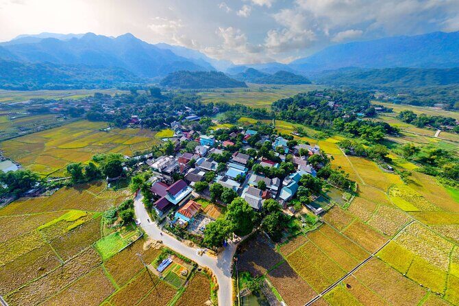 Mai Chau Deluxe Day Tour: Limousine, Small Group, Lunch & Biking - What’s included and what’s not